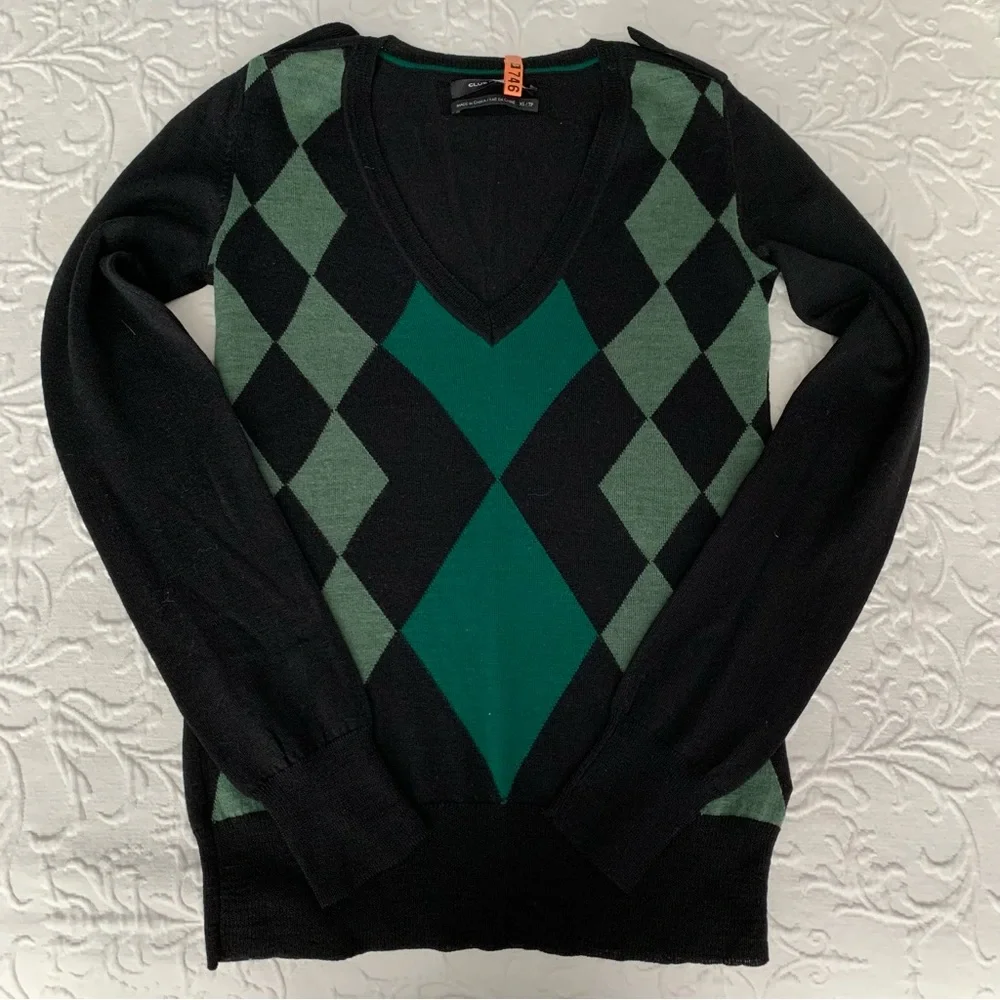 Club Monaco 100% Wool Green and Black Argyle Sweater - Picture 1 of 5